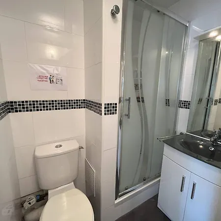 T2 Renove Cap D'agde: 4 Pers, Parking, Prox Plages - Fr-1-749-74 شقة آجد